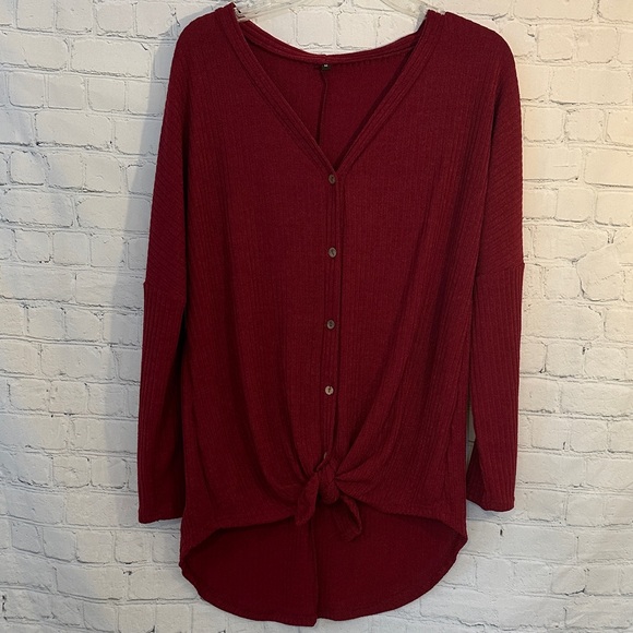 Amazon Tops - Women's Red Button-Down Tunic Top New